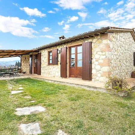 Pet Friendly In Cetona With Kitchen Holiday home