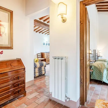 Pet Friendly In Cetona With Kitchen