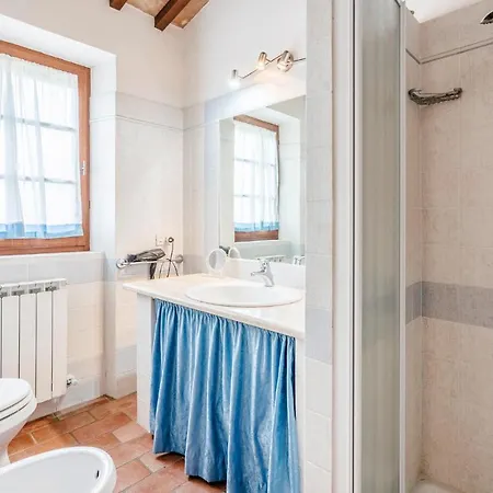 Pet Friendly In Cetona With Kitchen